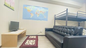 GUEST HOUSE B's Five II - Hostel