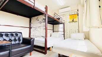 GUEST HOUSE B's Five II - Hostel