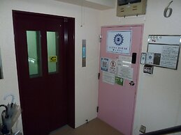 GUEST HOUSE B's Five II - Hostel