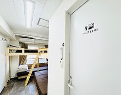 GUEST HOUSE B's Five II - Hostel