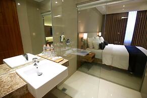 Yellow Star Ambarukmo Hotel