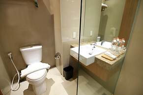 Yellow Star Ambarukmo Hotel