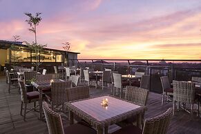 Yellow Star Ambarukmo Hotel