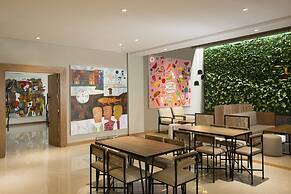 Yellow Star Ambarukmo Hotel