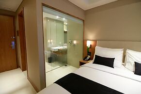 Yellow Star Ambarukmo Hotel