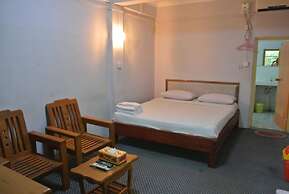 Yaewaddy Motel