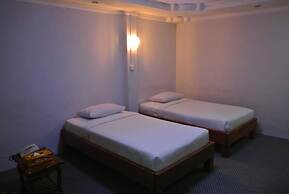 Yaewaddy Motel