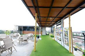 Yellow Star Hotel Gejayan