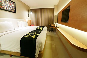 Yellow Star Hotel Gejayan