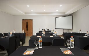 Yellow Star Hotel Gejayan