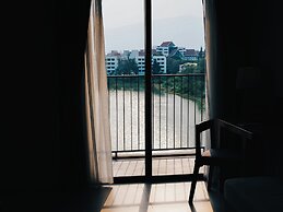 Brique Hotel Chiang Mai