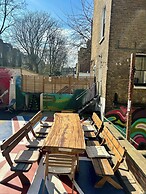 Saint James Backpackers