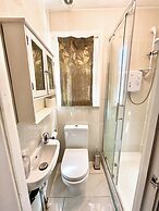 Saint James Backpackers