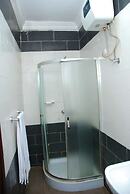 Lucky Sunshine Hotel