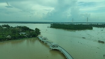 Ninh Kieu Riverside Hotel