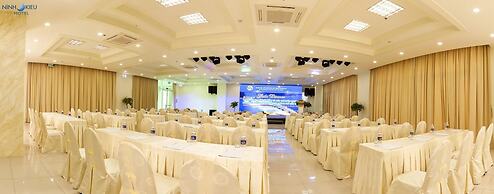 Ninh Kieu Riverside Hotel