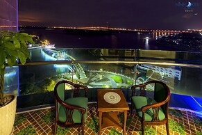 Ninh Kieu Riverside Hotel