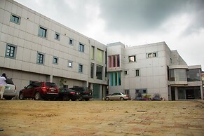 Paris Suites