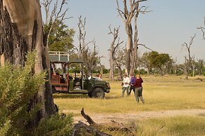Xakanaka Mobile Camp