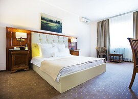 Hotel Athos Rmt
