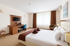 Hotel Athos Rmt