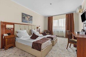 Hotel Athos Rmt