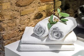 Artagonist Art Hotel