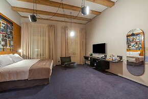 Artagonist Art Hotel