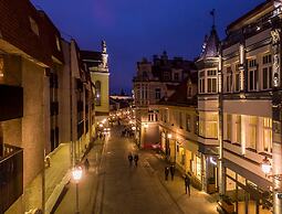 Artagonist Art Hotel