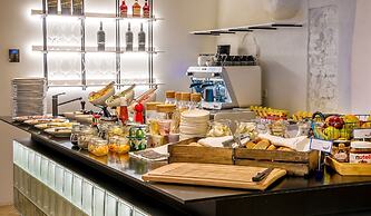 Artagonist Art Hotel