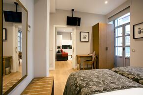 Legazpi Doce Rooms & Suites