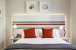 Legazpi Doce Rooms & Suites