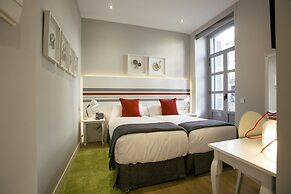 Legazpi Doce Rooms & Suites