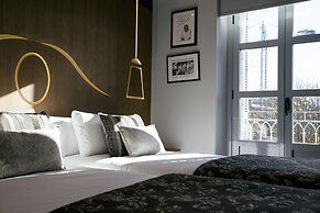 Legazpi Doce Rooms & Suites