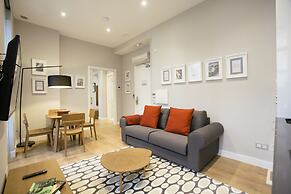 Legazpi Doce Rooms & Suites