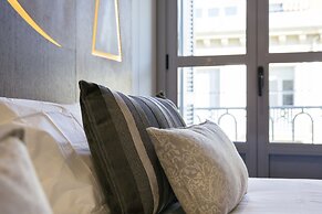 Legazpi Doce Rooms & Suites