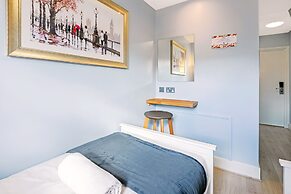 Astor Kensington Hostel