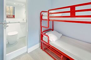 Astor Kensington Hostel