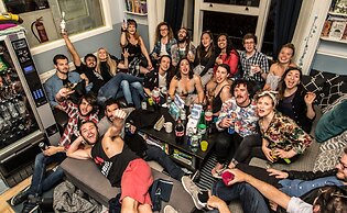 Astor Kensington Hostel