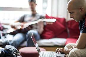 Astor Kensington Hostel