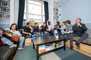 Astor Kensington Hostel