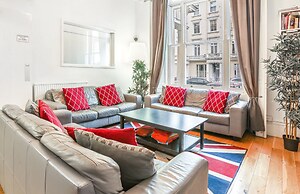 Astor Victoria Hostel - Adults Only