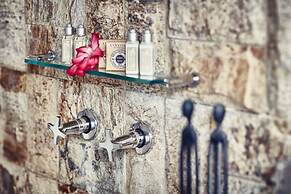 The Chili Beach Private Resort & Villas