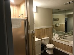 Carriage House Country Club