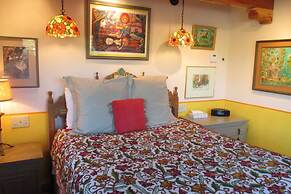 La Doña Luz Inn