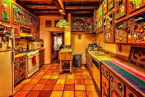 La Doña Luz Inn