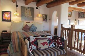 La Doña Luz Inn