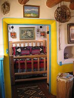 La Doña Luz Inn