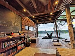 Suneta Hostel Chiangkhan