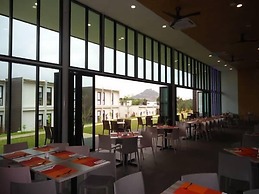 Lakeview Terrace Resort Pengerang